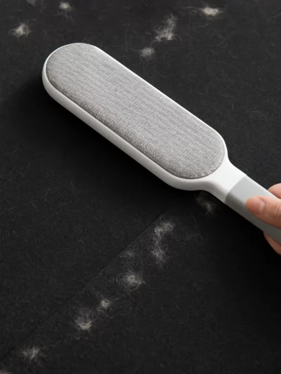 Pet Hair Remover Brush -⭐⭐⭐⭐⭐ ( 24 reviews)