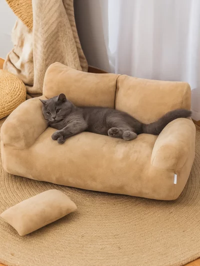 Luxury Plush Pet Bed for Cats and Small Dogs